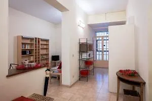 Acomodação com café da manhã  Sleep In Ludovisi 4*