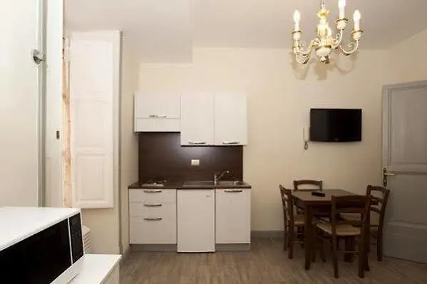 Sleep In Ludovisi Acomodação com café da manhã  4*